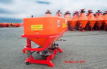 Rozsiewacz Nawozów Tornado 850L/1200kg DEXWAL AGRO-ACTIV