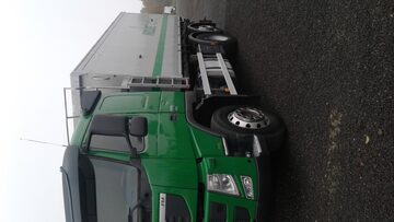 Volvo wywrotka do sypkich z dmuchawa wydmuchem paszy sruba  pelet zboza