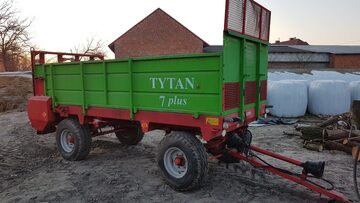Sprzedam rozrzutnik obornika Tytan 7plus