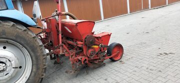 Siewnik do kukurydzy Aeromat Becker (może być na części)