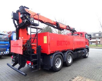 Skrzyniowy z dzwigiem 6x4Man TGS 26.400