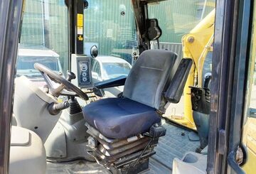 KOMATSU WB97 koparko ladowarka  bez vtu
