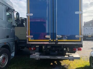 Chldnia z winda 5.60m  MERCEDES 18.40  rok 2015