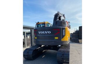 KOPARKA GASIENICOWA  VOLVO