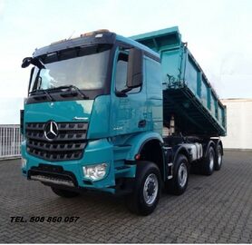 Wywrotka 8x6 Mercedes  AROCS 3 strona wywrotka