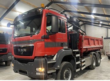 wywrotka 6x6 MAN TGS 26.400 bordmatic  z dzwigiem HMF