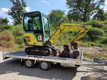 Minikoparka z przyczepą Yanmar SV 17