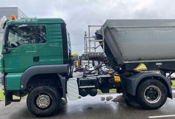 ciagnik 4x4  MAN  TGS  +  NACZEPA  WYWROTKA