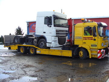 Transport maszyn ciągników Pomoc Drogowa Wolsztyn Leszno Kościan 