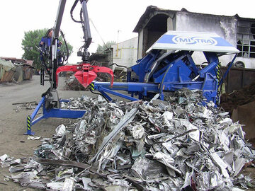 Żuraw hydrauliczny stacjonarny HDS z chwytakiem wolnostojący