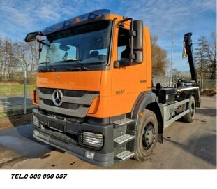 Bramowiec komunalny do pojemnikow smieci Mercedes Axor 18.33