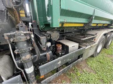 Wywrotka 6x4 bordmatic z dzwigiem MAN TGA Hakowiec