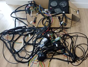Instalacja elektryczna Bizon Rekord Z058 kpl. z zegarami 
