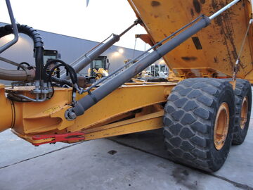 VOLVO A30G 6x6  wywrotka wozidlo kolebowe