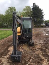 2013 Volvo EC27C minikoparki