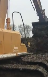 HITAXI  KOPARKA  GĄSIENICOWA