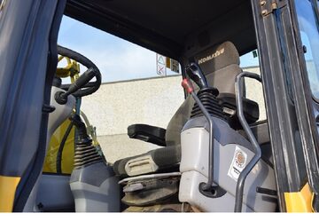 Komatsu PW 130-7K  koparka kolowa 