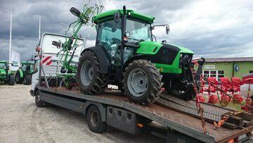 Transport maszyn rolniczych i budowlanych uslugi transportowe