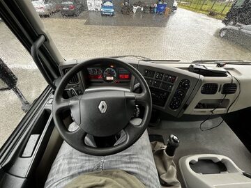 skrzyniowy 6x4 z dzwigiem 21Ton/m  RENAULT