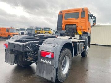 Ciągnik siodłowy 4x4 MAN TGS 18.400