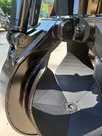 Chwytak do złomu pięcioramienny 600 l do koparki Fuchs 430