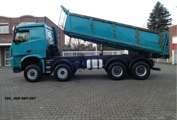 Wywrotka 8x6 Mercedes  AROCS 3 strona wywrotka