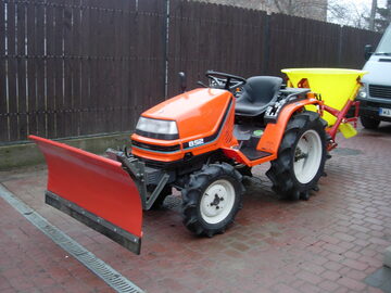 Yanmar FX 265 traktorek komunalny www.akant-ogrody.pl