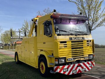 HOLOWNIK  do ciezarowych  SCANIA 143 H.450  pomoc drogowa