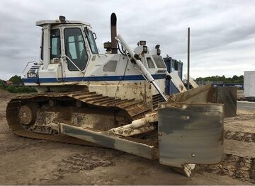 Spychacz gąsienicowy Komatsu D65PX-12 Rok produkcij 2002