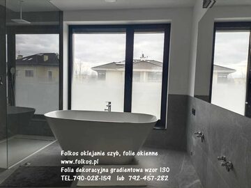 Folie na okna łazienkowe - Usługa oklejania szyb Folkos 