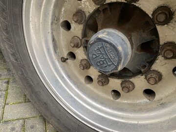 ciagnik siodlowy 4x4 MAN znaczepa wywrotka 