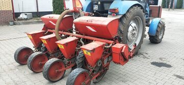 Siewnik do kukurydzy Aeromat Becker (może być na części)