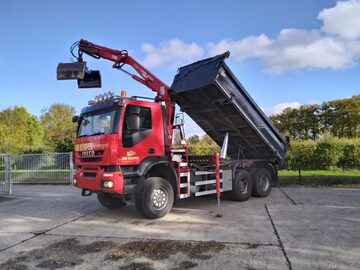 wywrotka 6x6 bordmatic Iveco z dzwigiem wywrotka