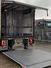 Scania p 280 chlodnia z winda aSypialna  kabina