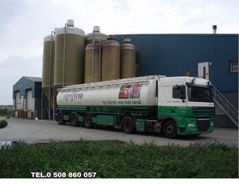 welgro 3 osiowa naczepa do paszy