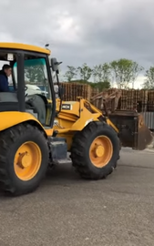 Koparko ladowarka kolowa JCB CX4