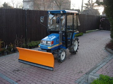 Używane mini traktory ciągniki sadownicze ogrodowe traktorki