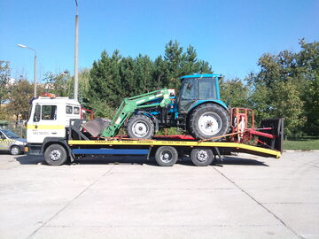 TRANSPORT CIĄGNIKÓW ZETOR URSUS JOHN DEREE CASE MF BELARUS 