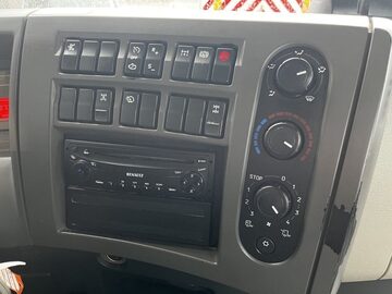 skrzyniowy 6x4 z dzwigiem 21Ton/m  RENAULT