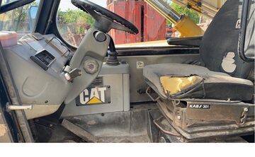 Ladowarka teleskopowa Caterpillar TH62