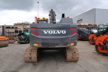 koparka gasienicowa VOLVO  EC 220 EL  rok 2017