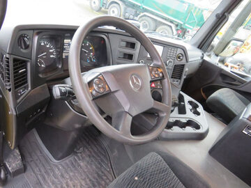 Bramowiec 3 osiowy 6x2 Mercedes Arocs 2543 L  Euro 6