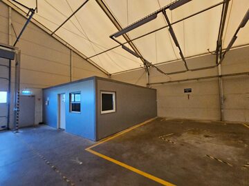 Hala magazynowa 1000 m2przy autostradzie A4