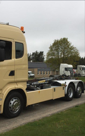 Hakowiec 6x2  z  Euro 6  Scania R450