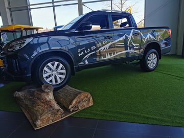 Ssangyong Musso Grand pickup 