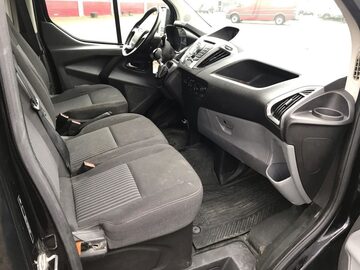 dostawczy  Ford Transit Custom Rok  2016