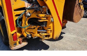 KOPARKO LADOWARKA JCB 4CX  NA ROWNYCH KOLACH
