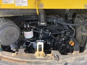Minikoparka z przyczepą Yanmar SV 17
