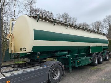 SCANIA CIAGNIK Z SPREZARKA DOPASZY NACZEPAWELGRO D0 PASZY 