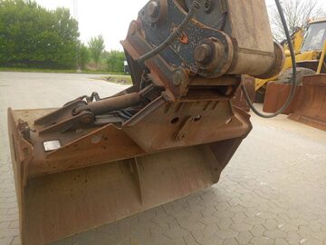 Koparka gasienicowa VOLVO EC 240 B LC  Wat jest =0
